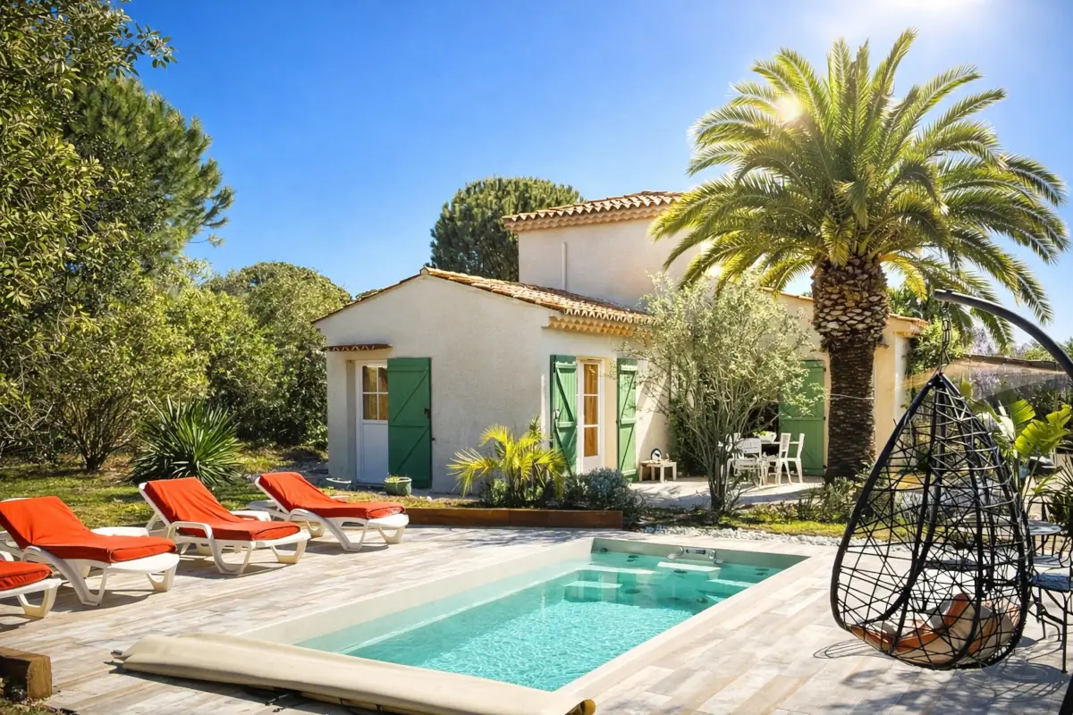Gîte pour 6/7 pers. avec piscine à L'Amandari - Provence Holidays
