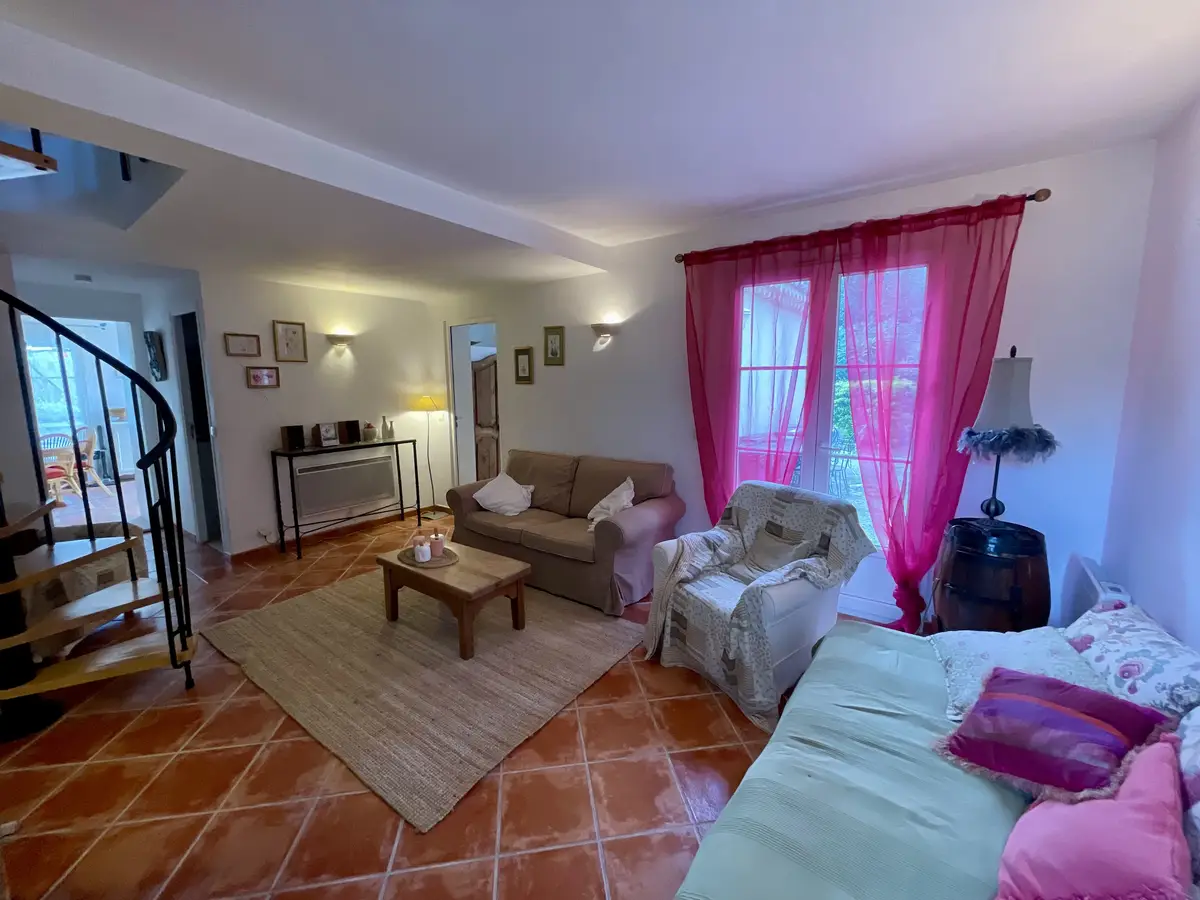 Salon du Gîte à L'Amandari - Provence Holidays