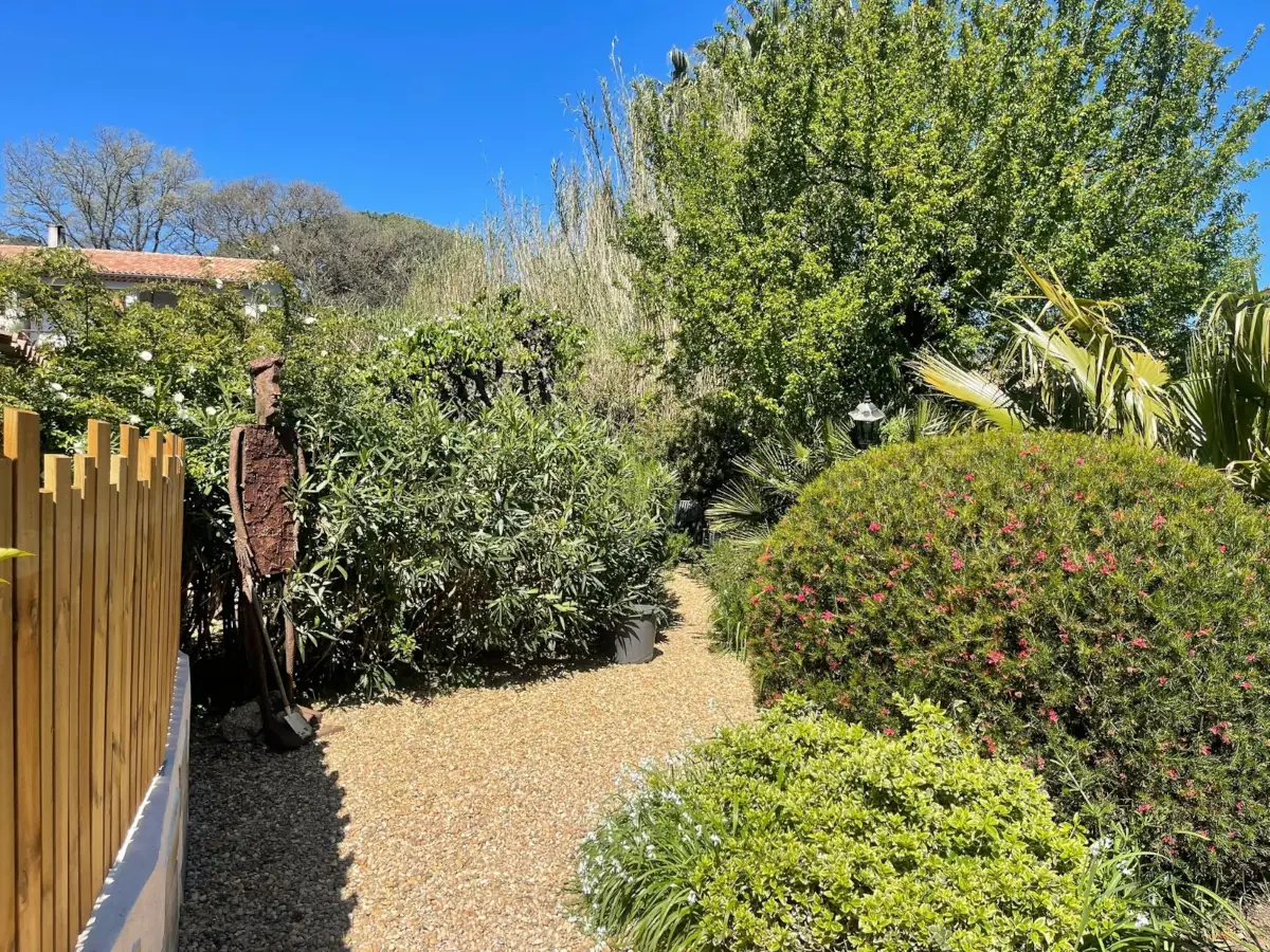 Jardin du Mazet - Gîte à l'Amandari